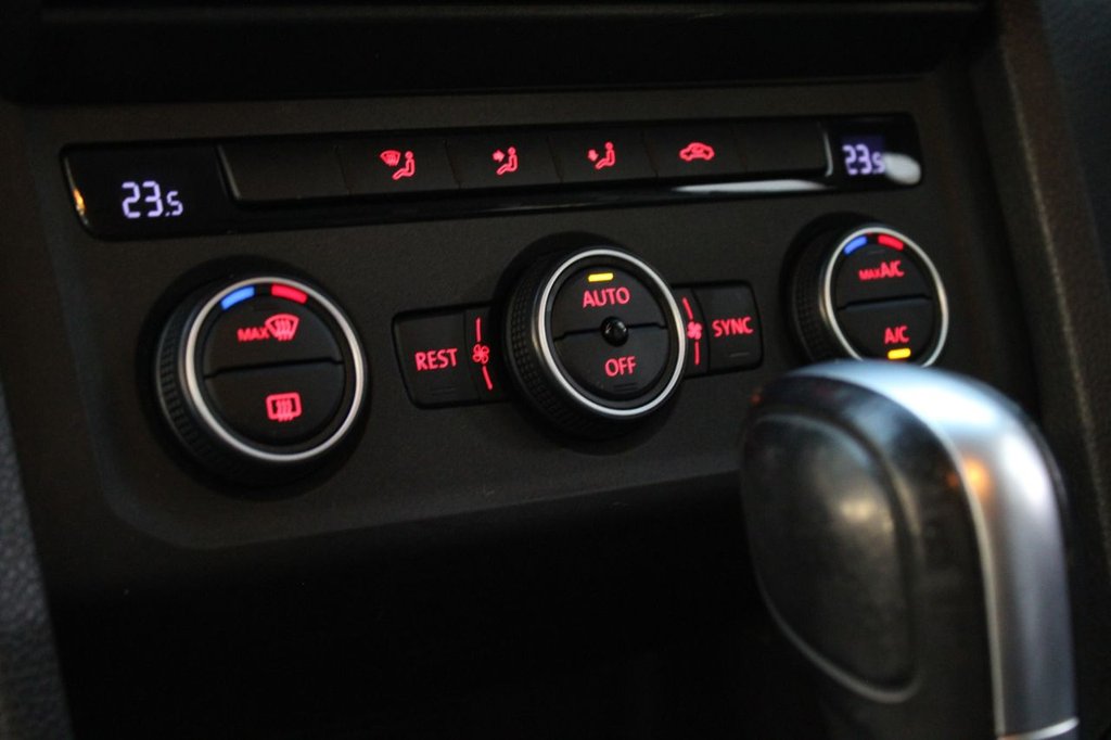 Used Volkswagen Amarok 2019 for sale - 77231400: Photo 32