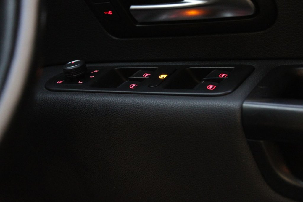 Used Volkswagen Amarok 2019 for sale - 77231400: Photo 38