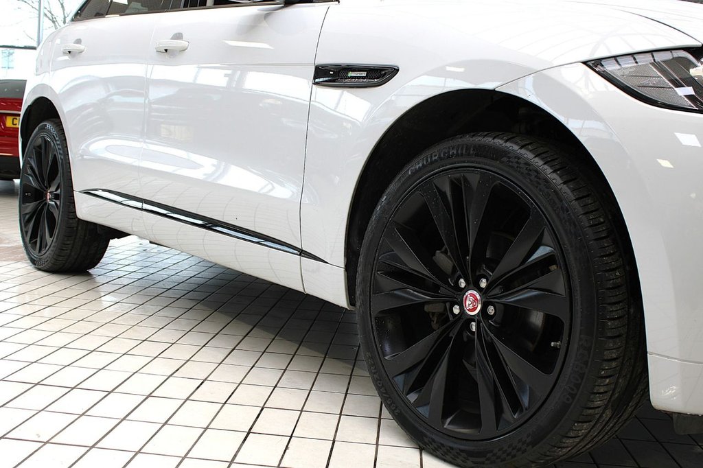 Used Jaguar F-Pace 2019 for sale - 77276000: Photo 11