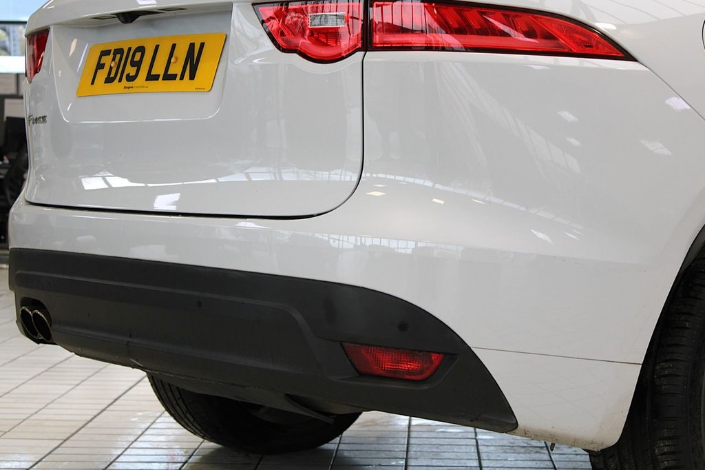 Used Jaguar F-Pace 2019 for sale - 77276000: Photo 14