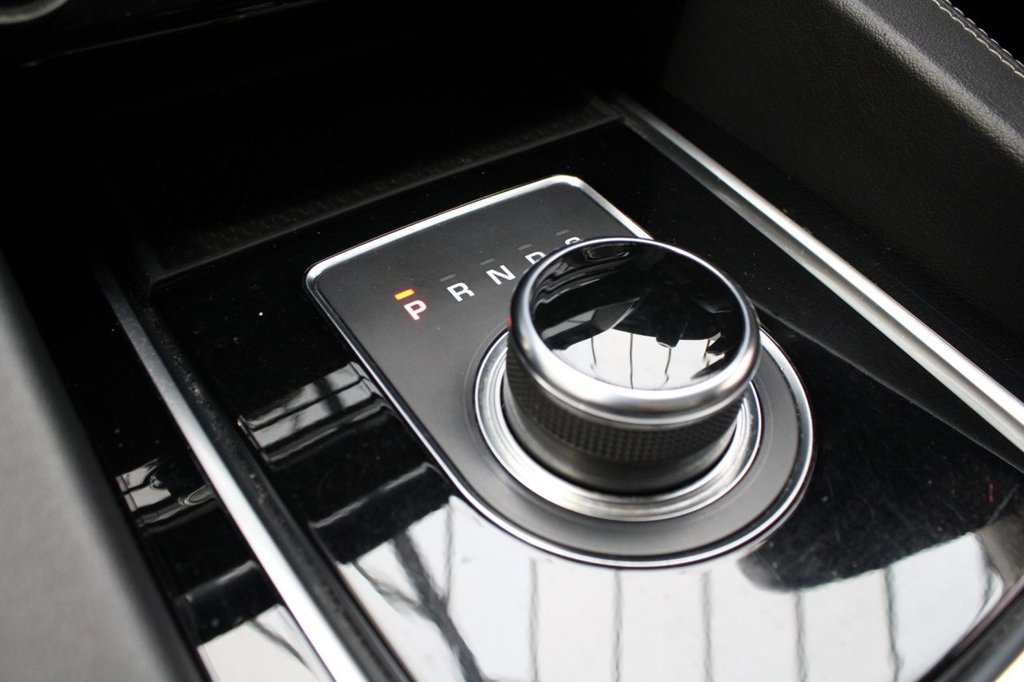 Used Jaguar F-Pace 2019 for sale - 77276000: Photo 43