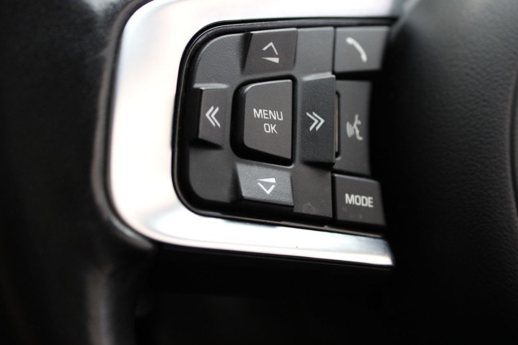 Used Jaguar F-Pace 2019 for sale - 77276000: Photo 46