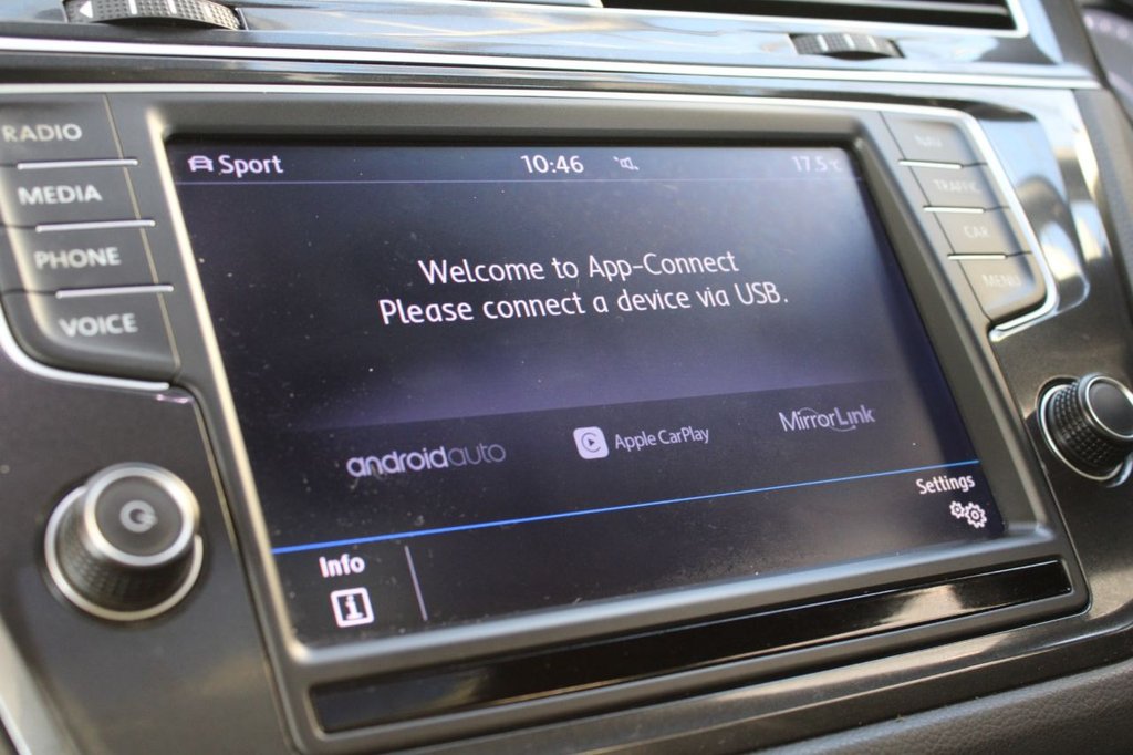 Used Volkswagen Tiguan 2017 for sale - 77231407: Photo 32