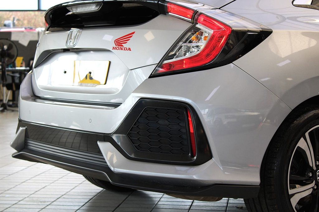 Used Honda Civic 2017 for sale - 77231421: Photo 14