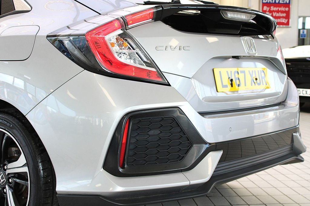 Used Honda Civic 2017 for sale - 77231421: Photo 17