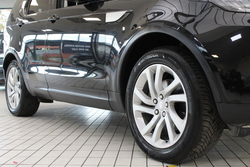 Used Land Rover Discovery 2018 for sale - 76345304: Photo 10