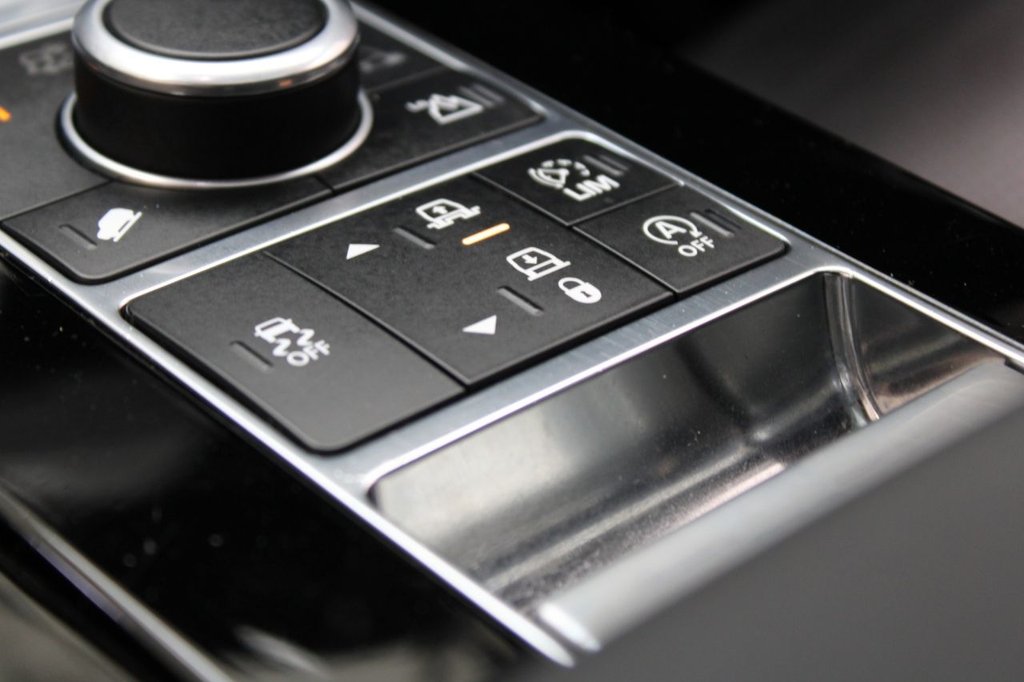 Used Land Rover Discovery 2018 for sale - 76345304: Photo 40