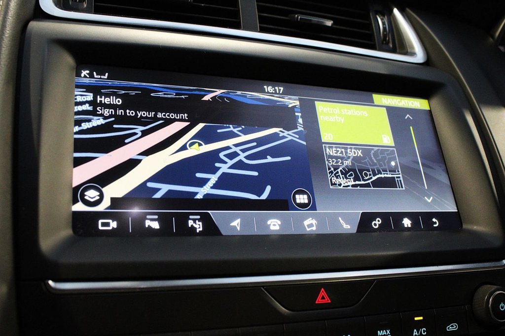 Used Jaguar E-Pace 2018 for sale - 77408252: Photo 31