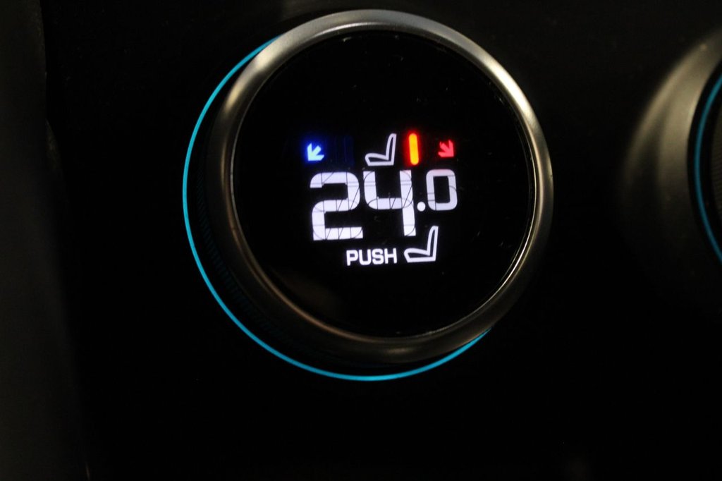 Used Jaguar E-Pace 2018 for sale - 77408252: Photo 41