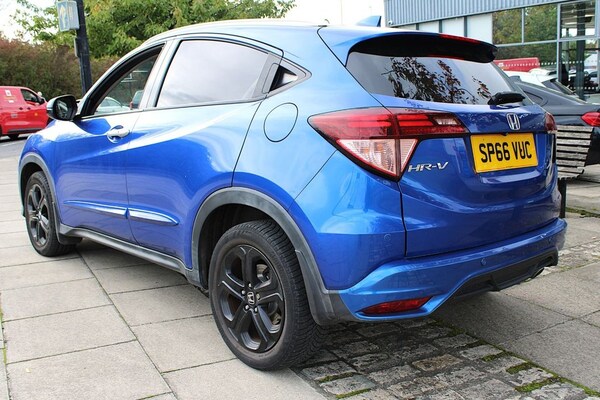 Used Honda HR-V 2016 for sale - 76173186: Photo 9