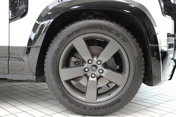 Used Land Rover Defender 2020 for sale - 75799047: Photo 10