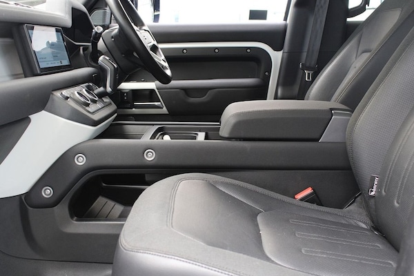 Used Land Rover Defender 2020 for sale - 75799047: Photo 24