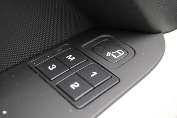 Used Land Rover Defender 2020 for sale - 75799047: Photo 34