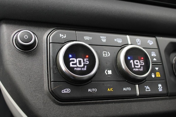 Used Land Rover Defender 2020 for sale - 75799047: Photo 46