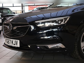 Used Vauxhall Insignia 2017 for sale - 77227607: Photo