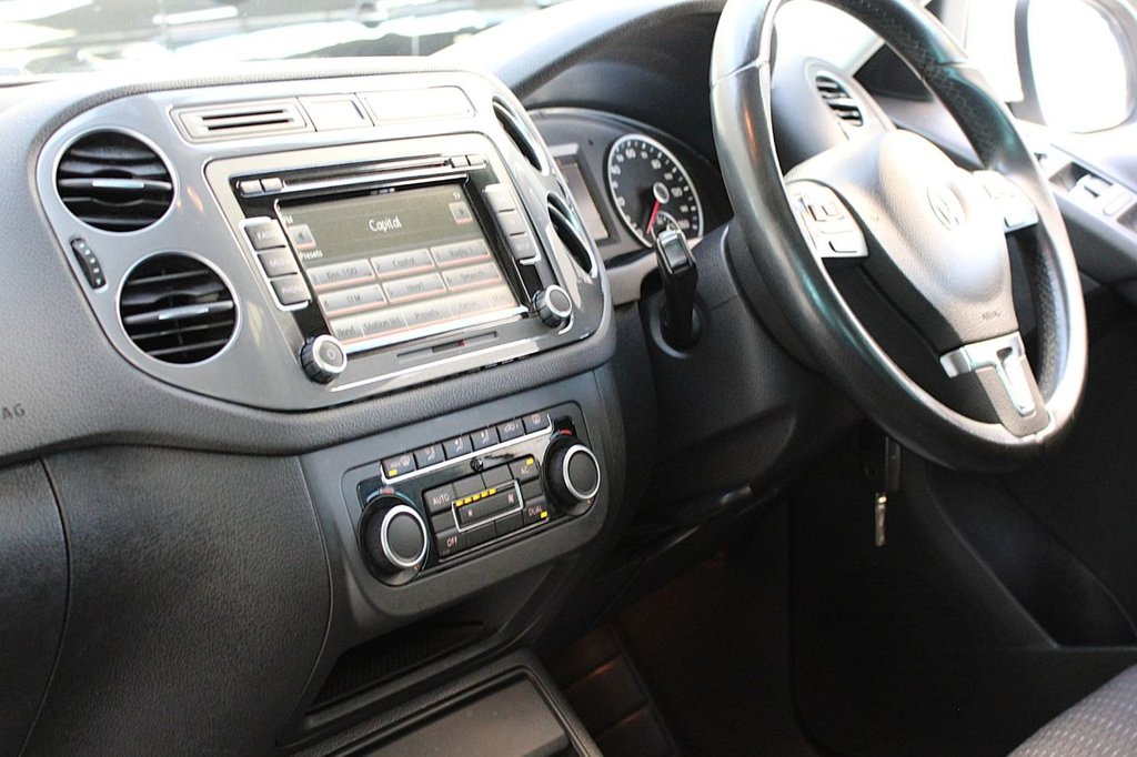 Used Volkswagen Tiguan 2012 for sale - 77231417: Photo 23