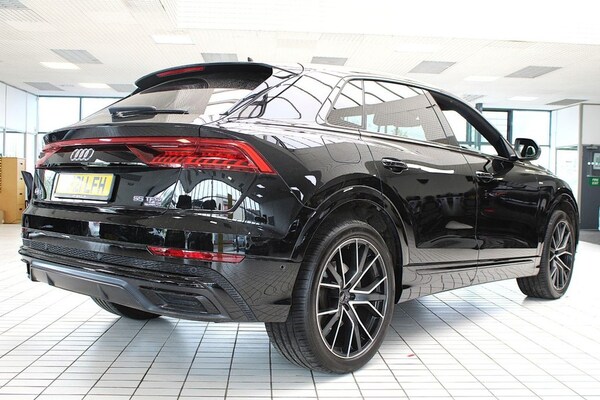 Used Audi Q8 2021 for sale - 75689453: Photo 10