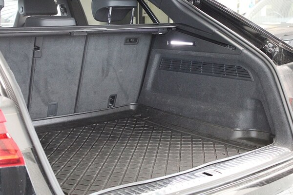 Used Audi Q8 2021 for sale - 75689453: Photo 19