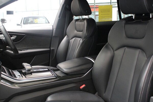 Used Audi Q8 2021 for sale - 75689453: Photo 22