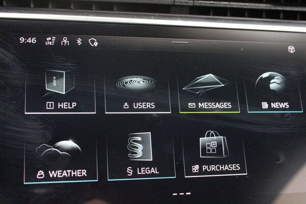 Used Audi Q8 2021 for sale - 75689453: Photo 33