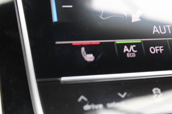 Used Audi Q8 2021 for sale - 75689453: Photo 37