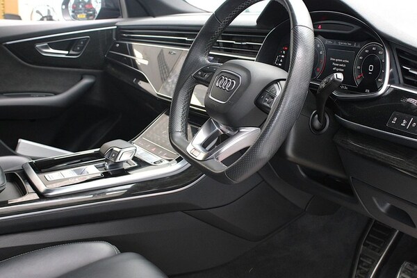 Used Audi Q8 2021 for sale - 75689453: Photo 50