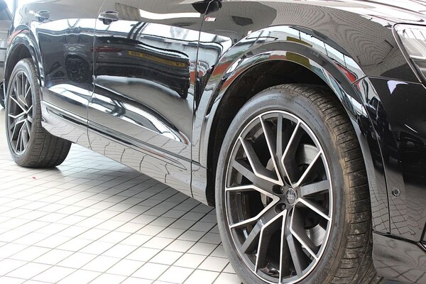 Used Audi Q8 2021 for sale - 75689453: Photo 8