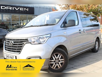 2019 (19) - 2.5 CRDi SE Nav MPV 5dr Diesel Auto Euro 6 (170 ps)
