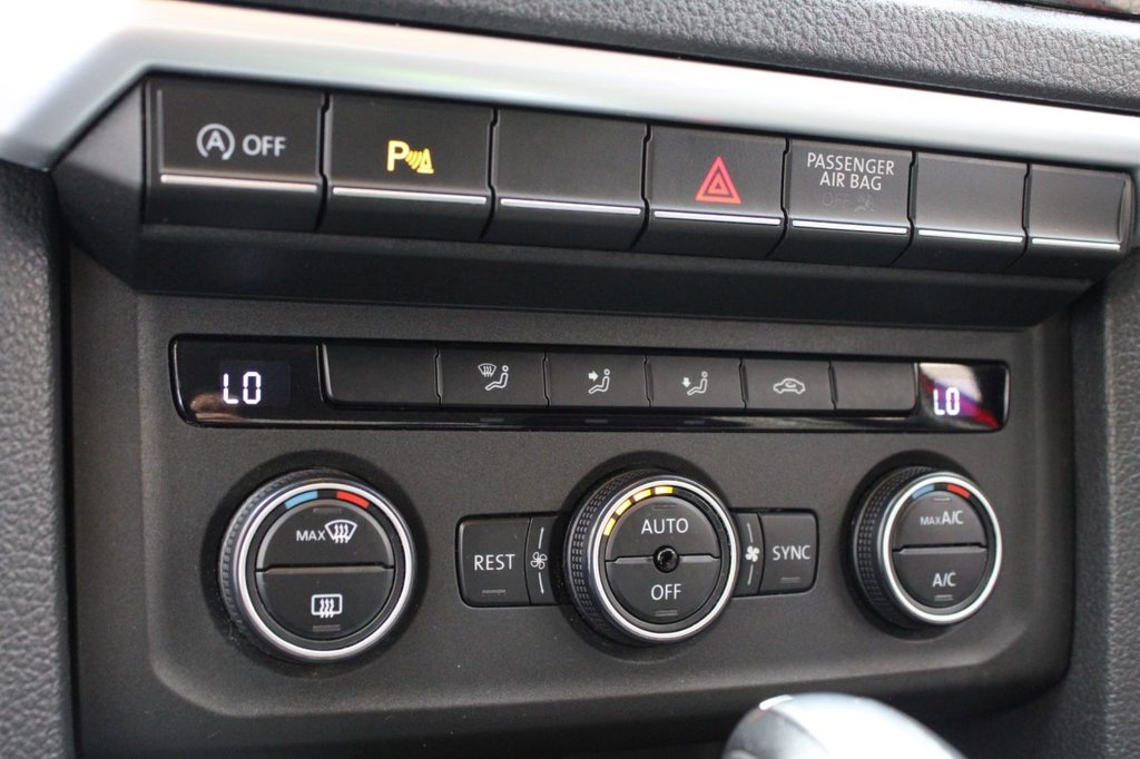 Used Volkswagen Amarok 2018 for sale - 77327805: Photo 36