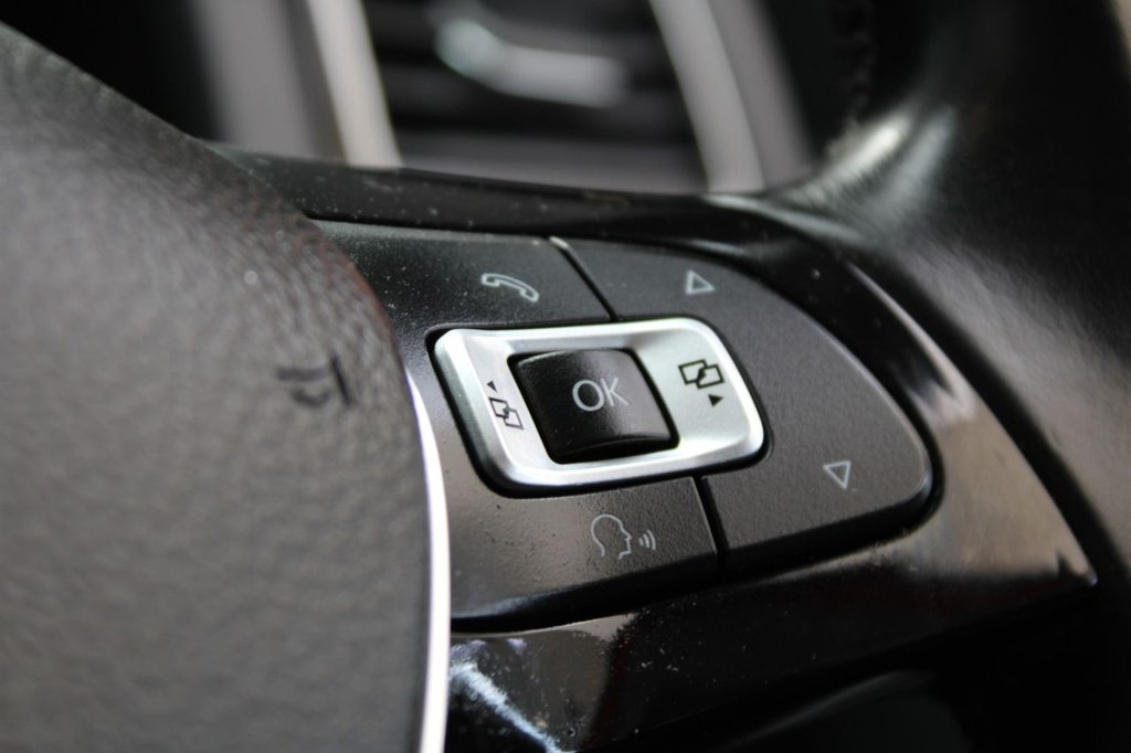 Used Volkswagen Amarok 2018 for sale - 77327805: Photo 42