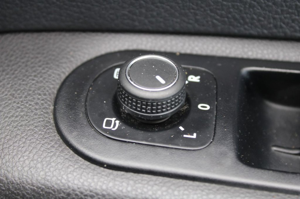 Used Volkswagen Amarok 2018 for sale - 77327805: Photo 48