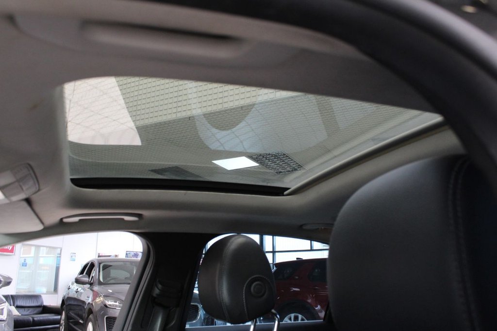 Used Mercedes-Benz C Class 2017 for sale - 77655359: Photo 26