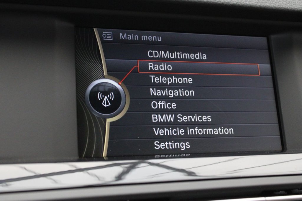 Used BMW 5 Series 2011 for sale - 77231461: Photo 28