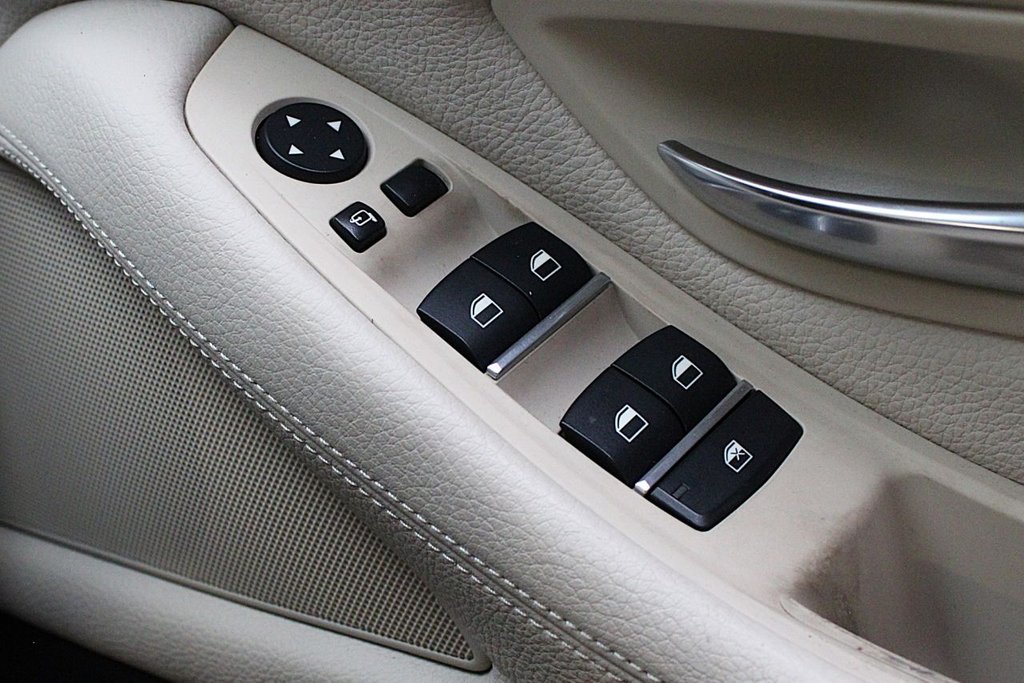 Used BMW 5 Series 2011 for sale - 77231461: Photo 40