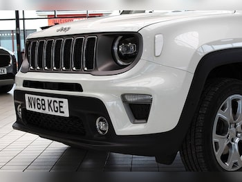 Used Jeep Renegade 2018 for sale - 77792119: Photo