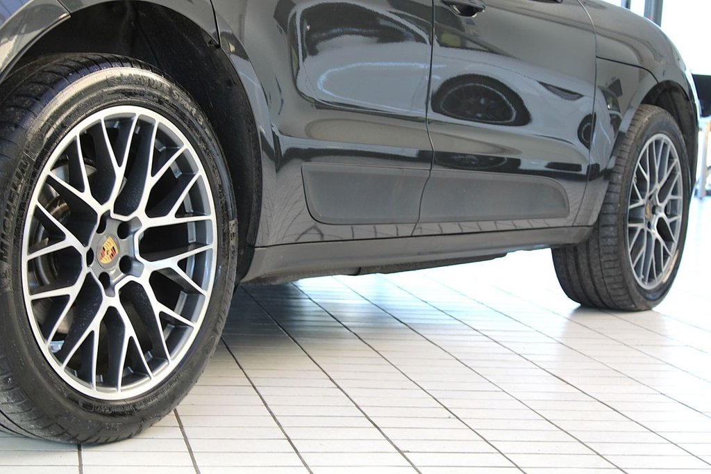 Used Porsche Macan 2017 for sale - 77327600: Photo 14