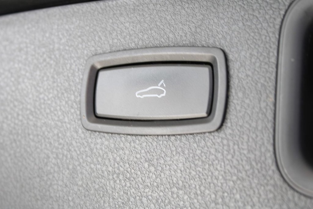 Used Porsche Macan 2017 for sale - 77327600: Photo 22