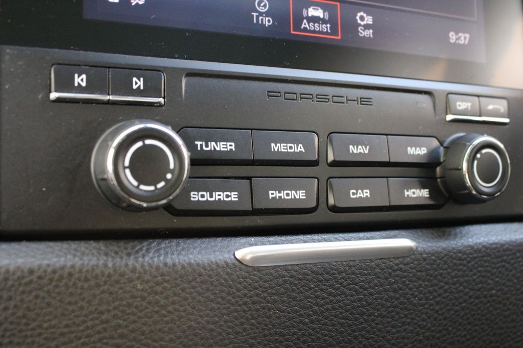 Used Porsche Macan 2017 for sale - 77327600: Photo 38