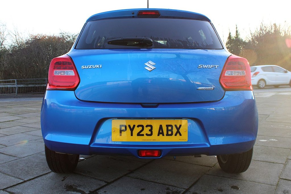 Used Suzuki Swift 2023 for sale - 77227039: Photo 10
