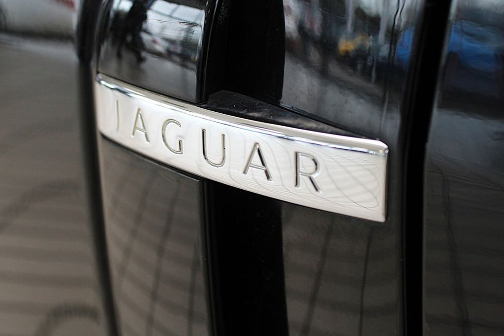 Used Jaguar XK 2011 for sale - 77692702: Photo 22