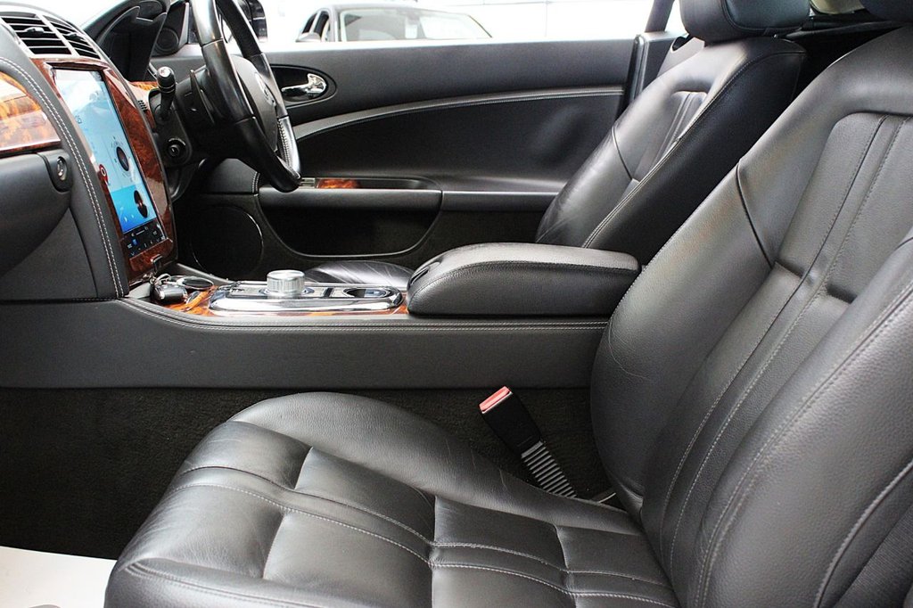 Used Jaguar XK 2011 for sale - 77692702: Photo 24