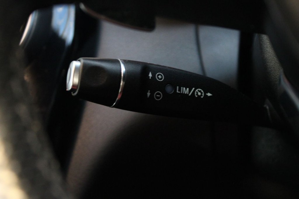 Used Mercedes-Benz C Class 2015 for sale - 77275830: Photo 42