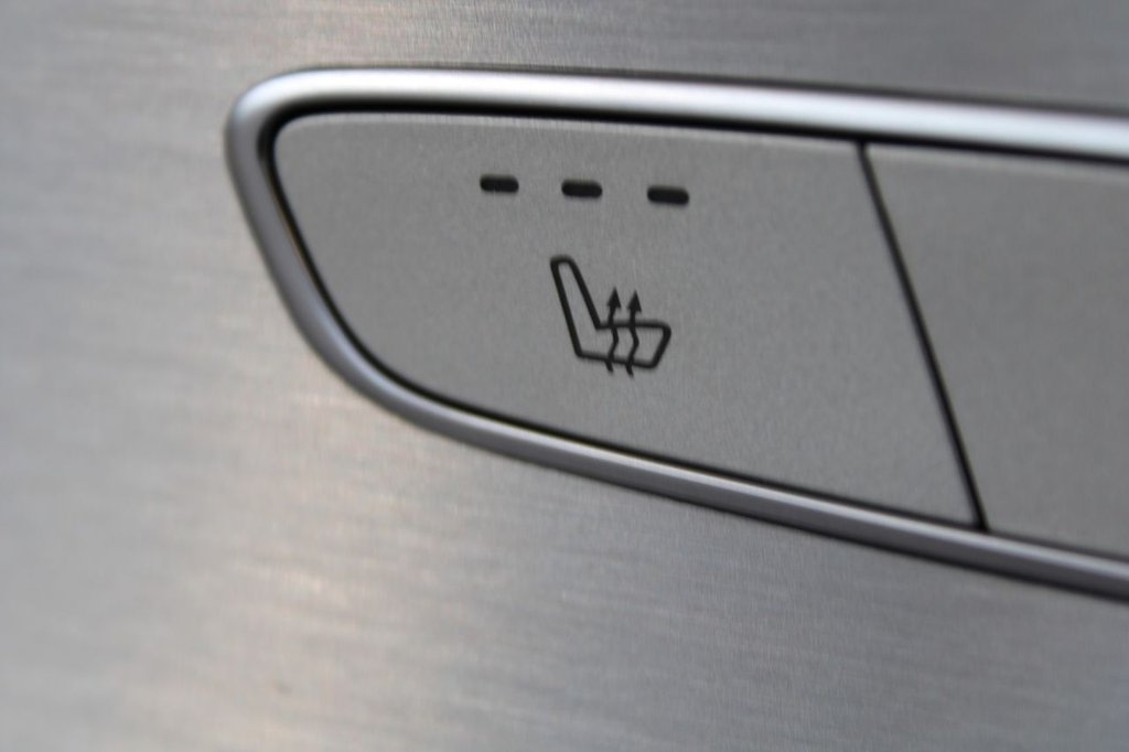 Used Mercedes-Benz C Class 2015 for sale - 77275830: Photo 44