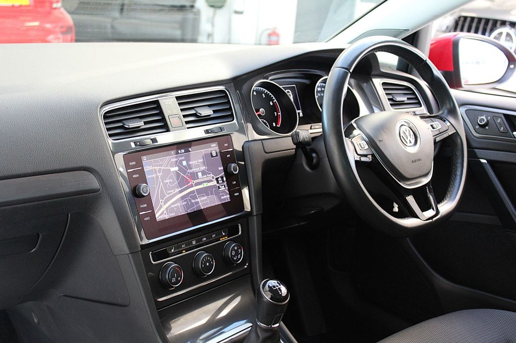 Used Volkswagen Golf 2019 for sale - 77231411: Photo 25