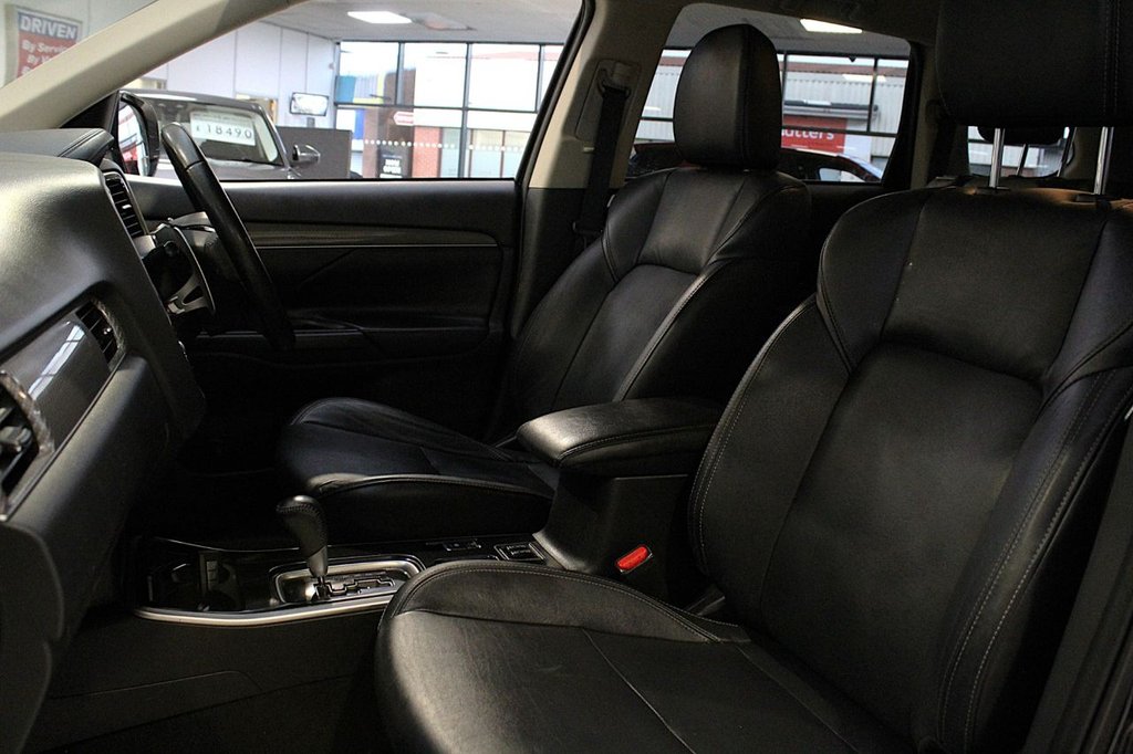 Used Mitsubishi Outlander 2019 for sale - 77356006: Photo 24