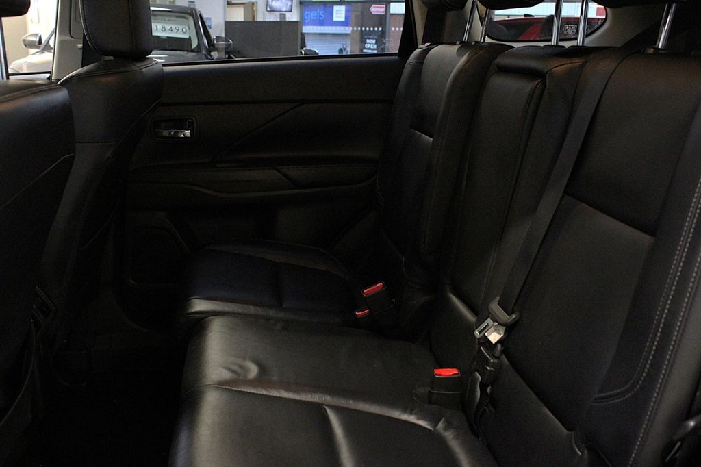 Used Mitsubishi Outlander 2019 for sale - 77356006: Photo 28