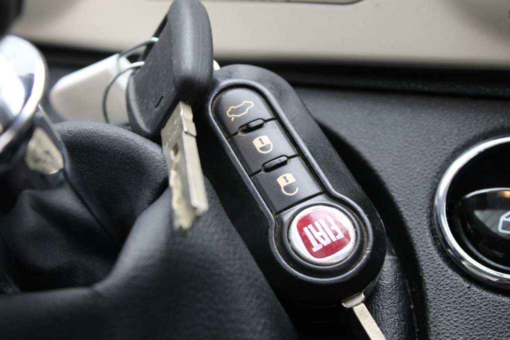 Used Fiat 500 2018 for sale - 75704104: Photo 41