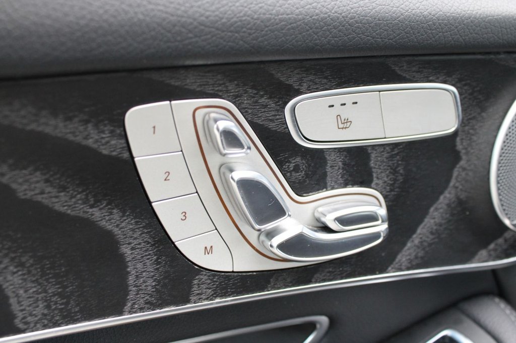 Used Mercedes-Benz GLC 2018 for sale - 77231432: Photo 29