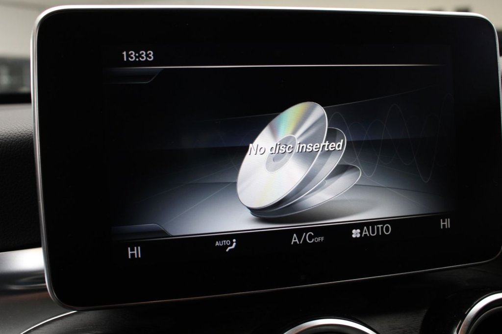 Used Mercedes-Benz GLC 2018 for sale - 77231432: Photo 32