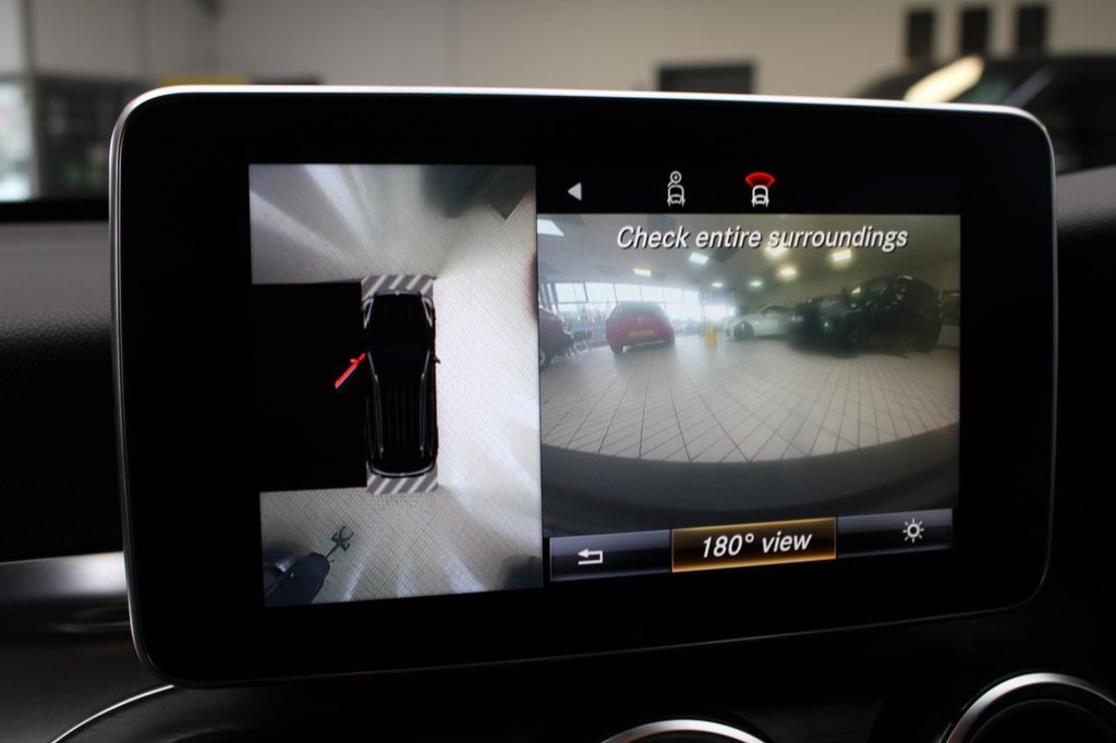 Used Mercedes-Benz GLC 2018 for sale - 77231432: Photo 35